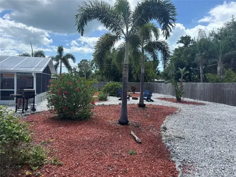 1008 Estremadura Drive Bradenton FL 34209