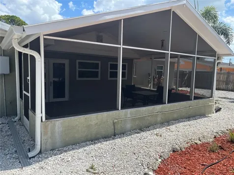 1008 Estremadura Drive Bradenton FL 34209
