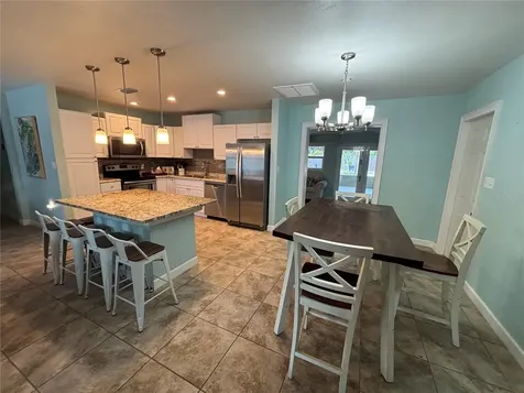 1008 Estremadura Drive Bradenton FL 34209