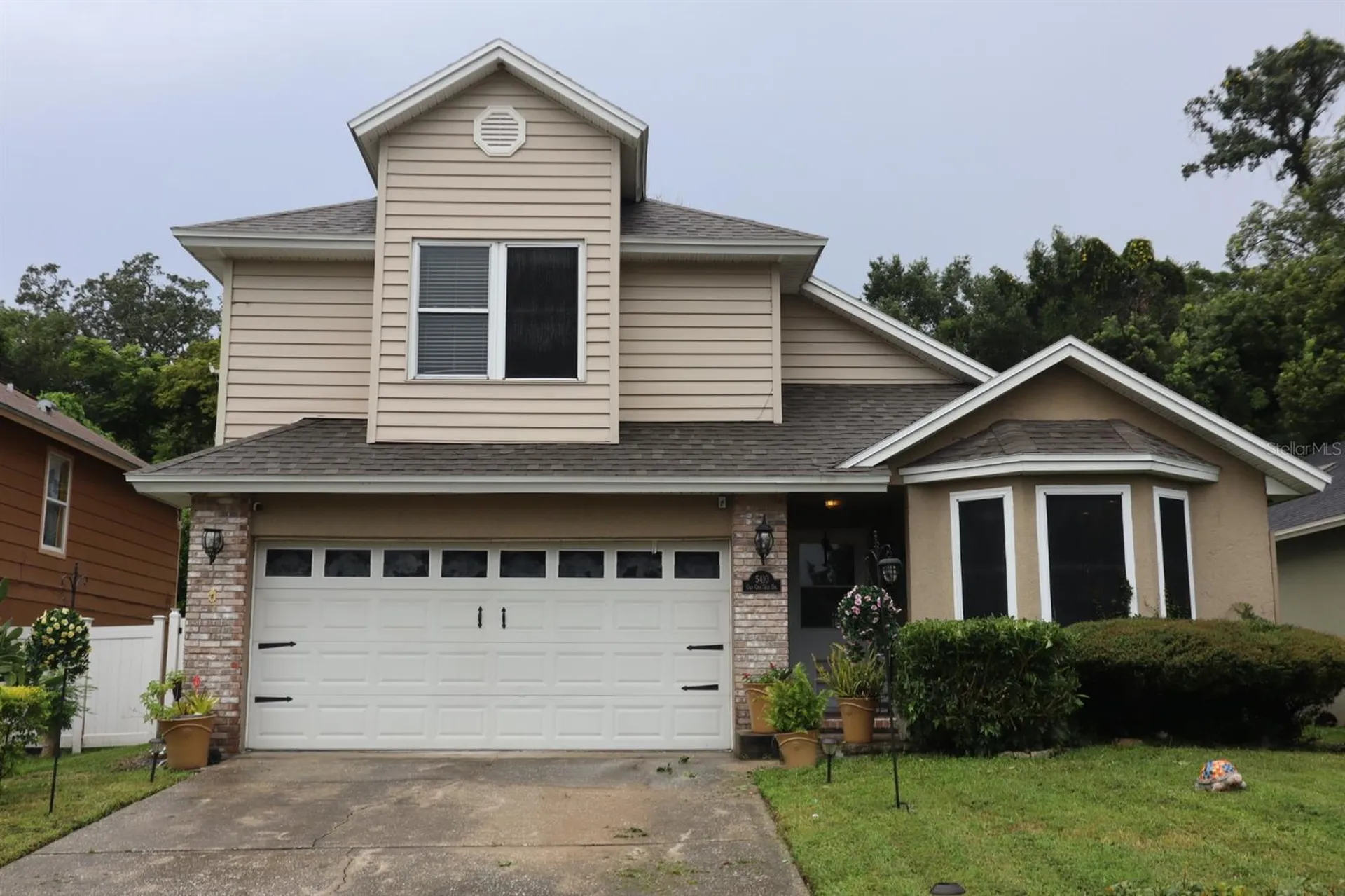 5410 Old Oak Tree Drive Orlando FL 32808