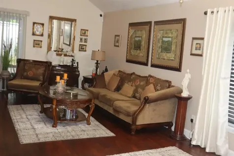 5410 Old Oak Tree Drive Orlando FL 32808