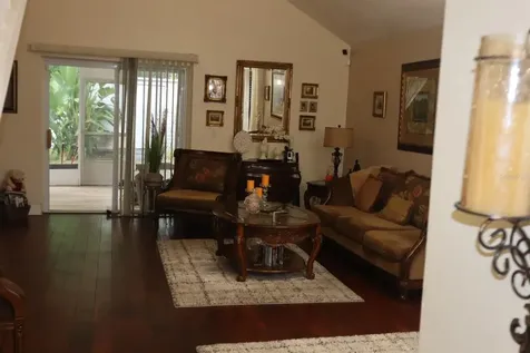 5410 Old Oak Tree Drive Orlando FL 32808