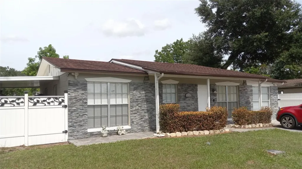 7030 24th Avenue S Tampa FL 33619