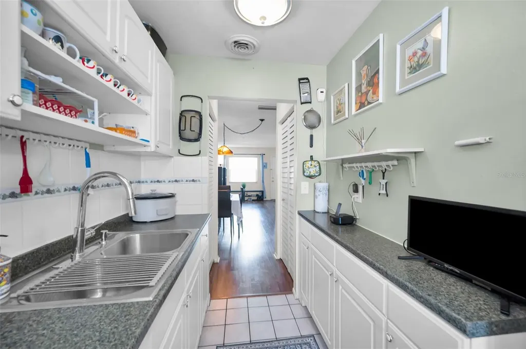 5969 Terrace Park Drive N St Petersburg FL 33709