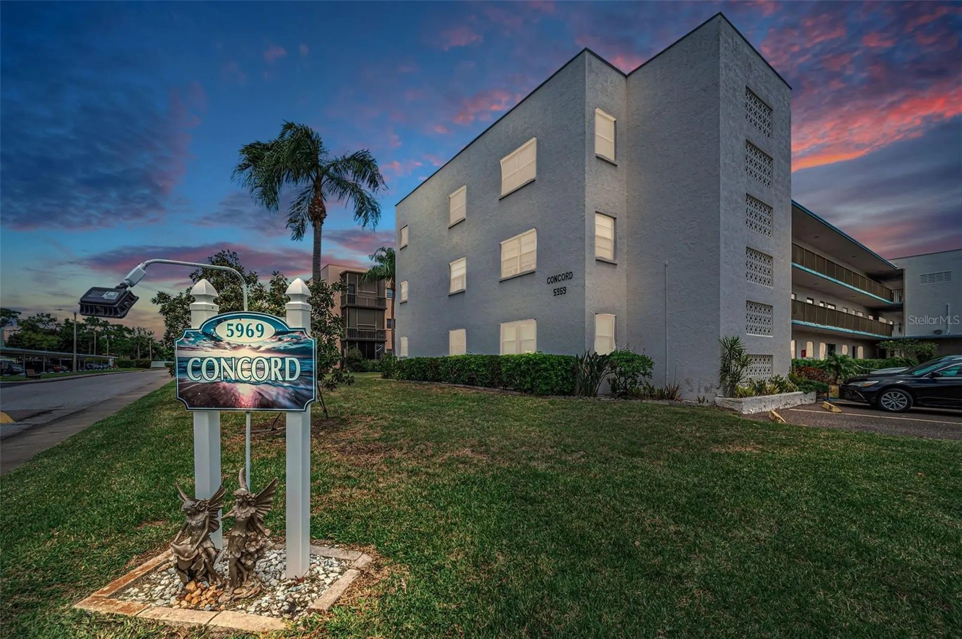5969 Terrace Park Drive N St Petersburg FL 33709