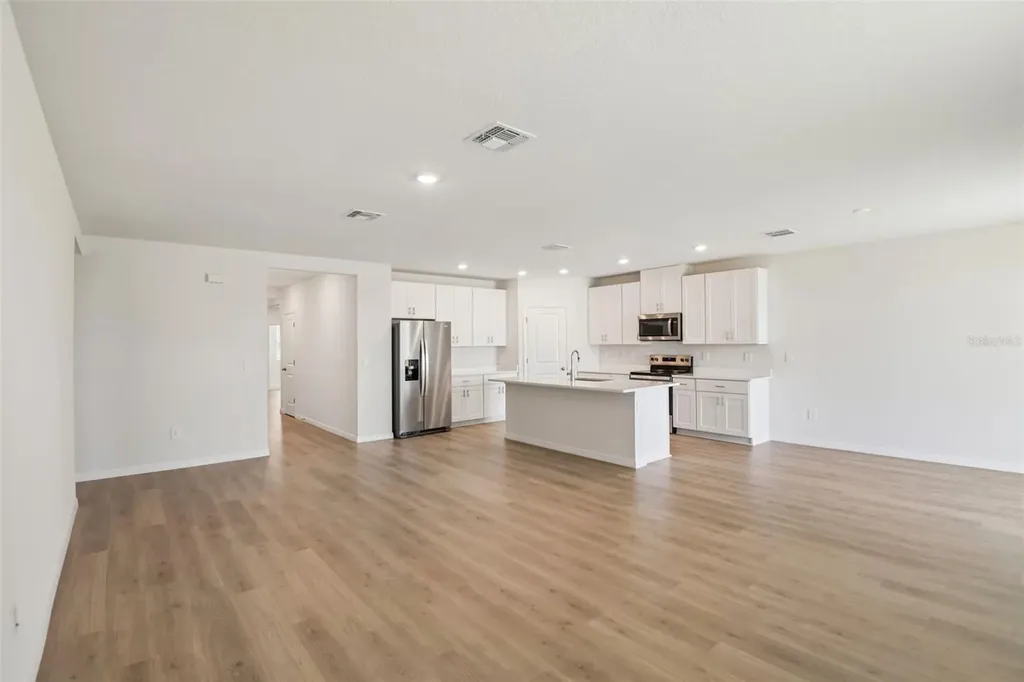 1631 Coolridge Place Zephyrhills FL 33541