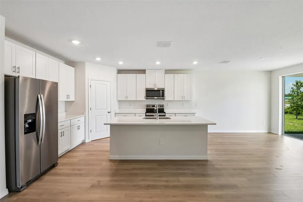 1631 Coolridge Place Zephyrhills FL 33541