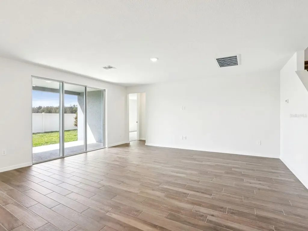 1713 Draughton Drive Zephyrhills FL 33541