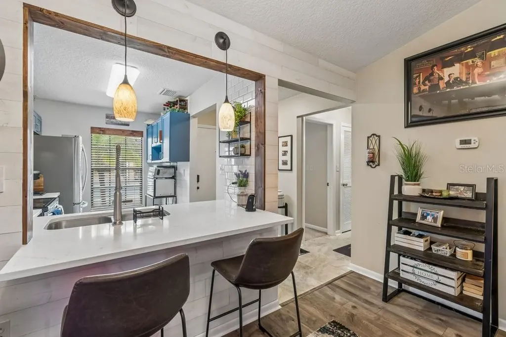 4753 Sunny Loop Holiday FL 34690