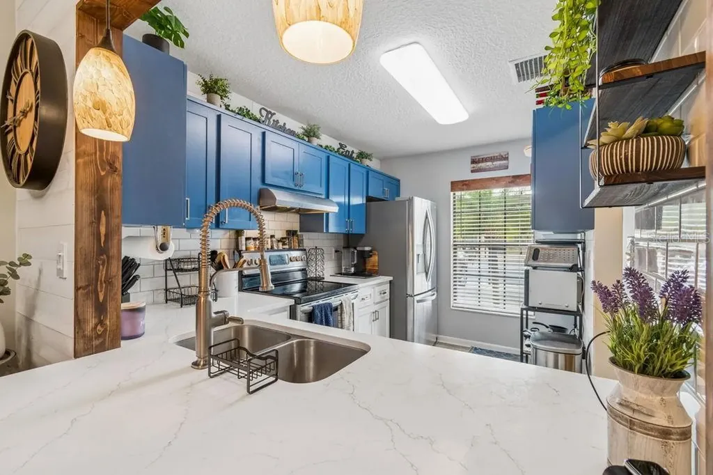 4753 Sunny Loop Holiday FL 34690