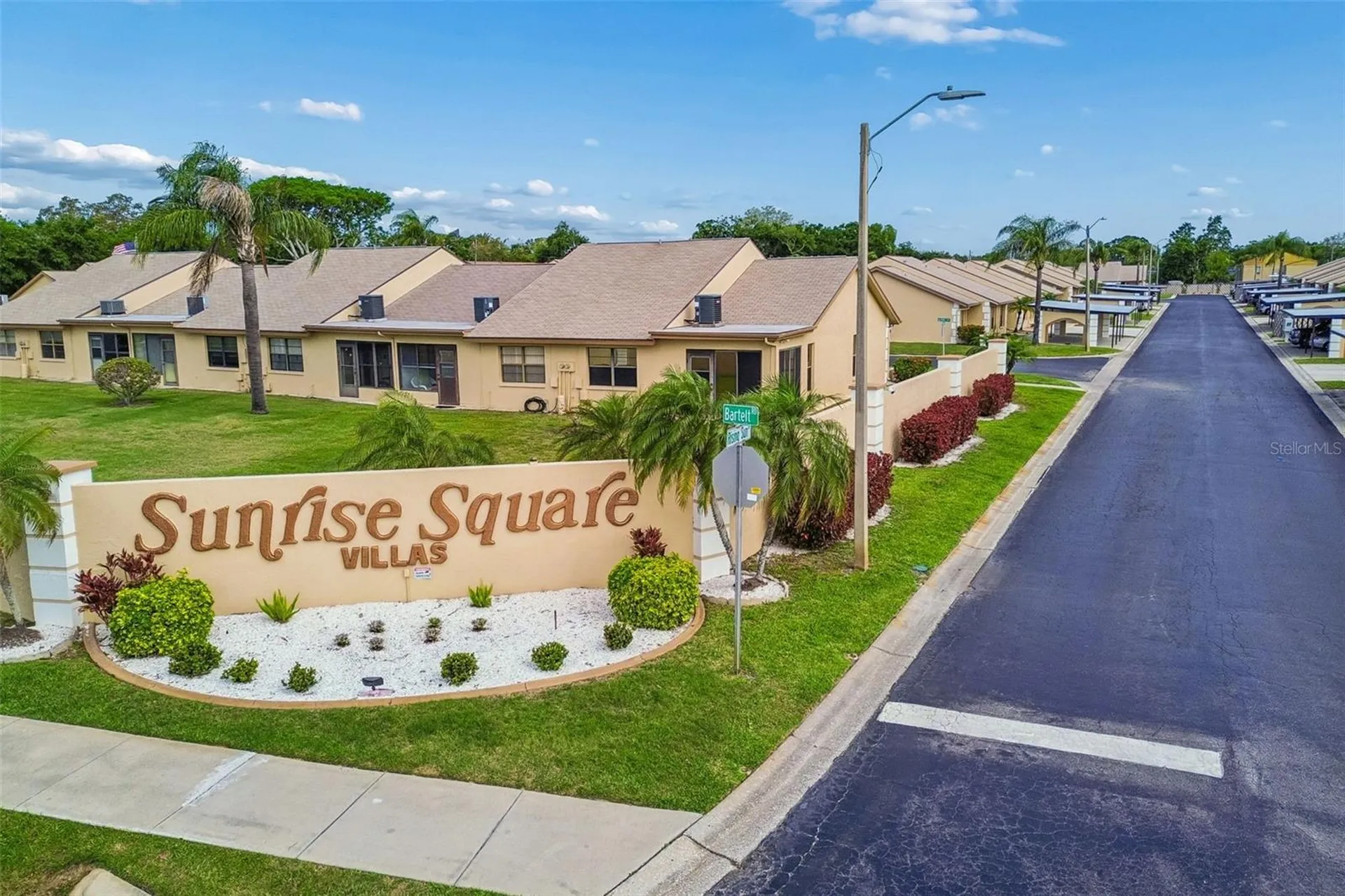4753 Sunny Loop Holiday FL 34690