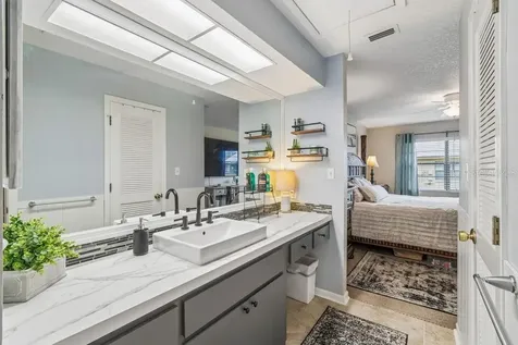 4753 Sunny Loop Holiday FL 34690