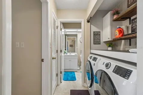4753 Sunny Loop Holiday FL 34690