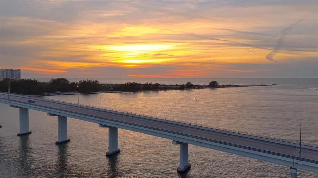 2025 Pine Ridge Drive Clearwater FL 33763