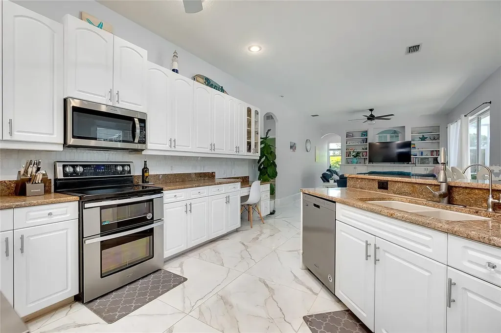 360 Cedarbrook Court Venice FL 34292