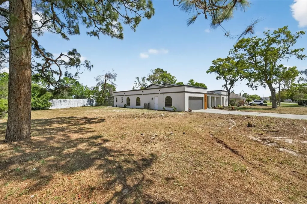 8169 Berkeley Manor Boulevard Spring Hill FL 34606