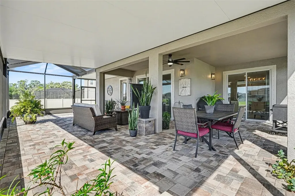 4902 Eagle Rock Drive Wimauma FL 33598