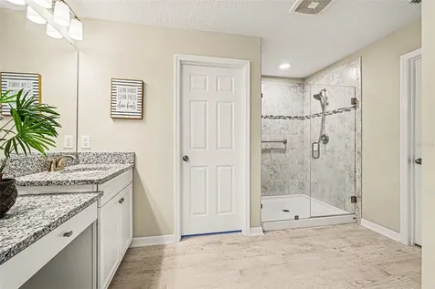 4902 Eagle Rock Drive Wimauma FL 33598