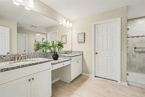 4902 Eagle Rock Drive Wimauma FL 33598