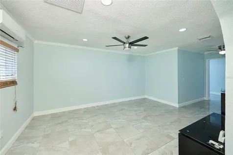 6804 N Hubert Avenue Tampa FL 33614
