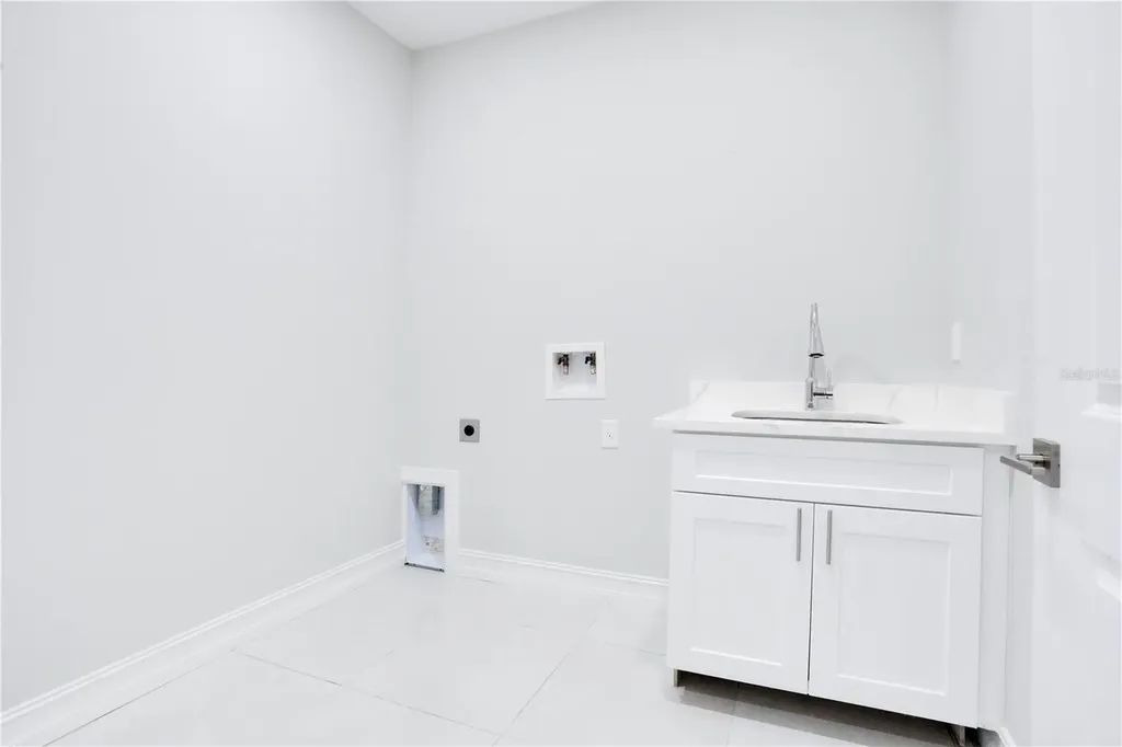 3708 NW 42nd Street Cape Coral FL 33993