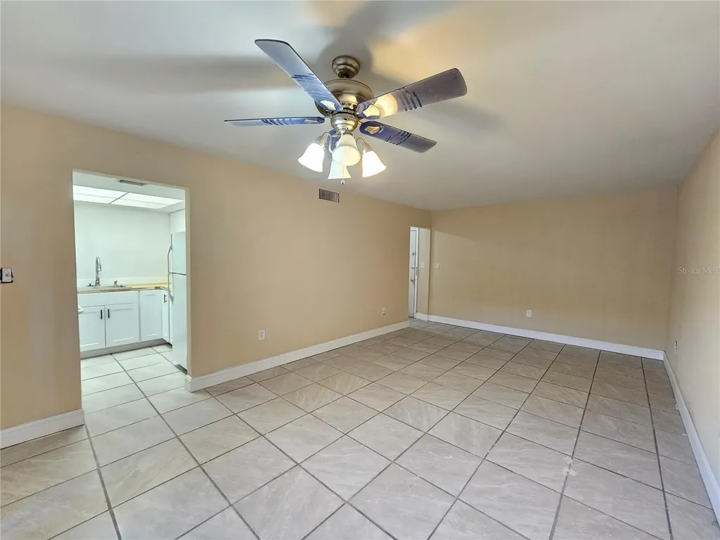 7601 Paula Drive Tampa FL 33615