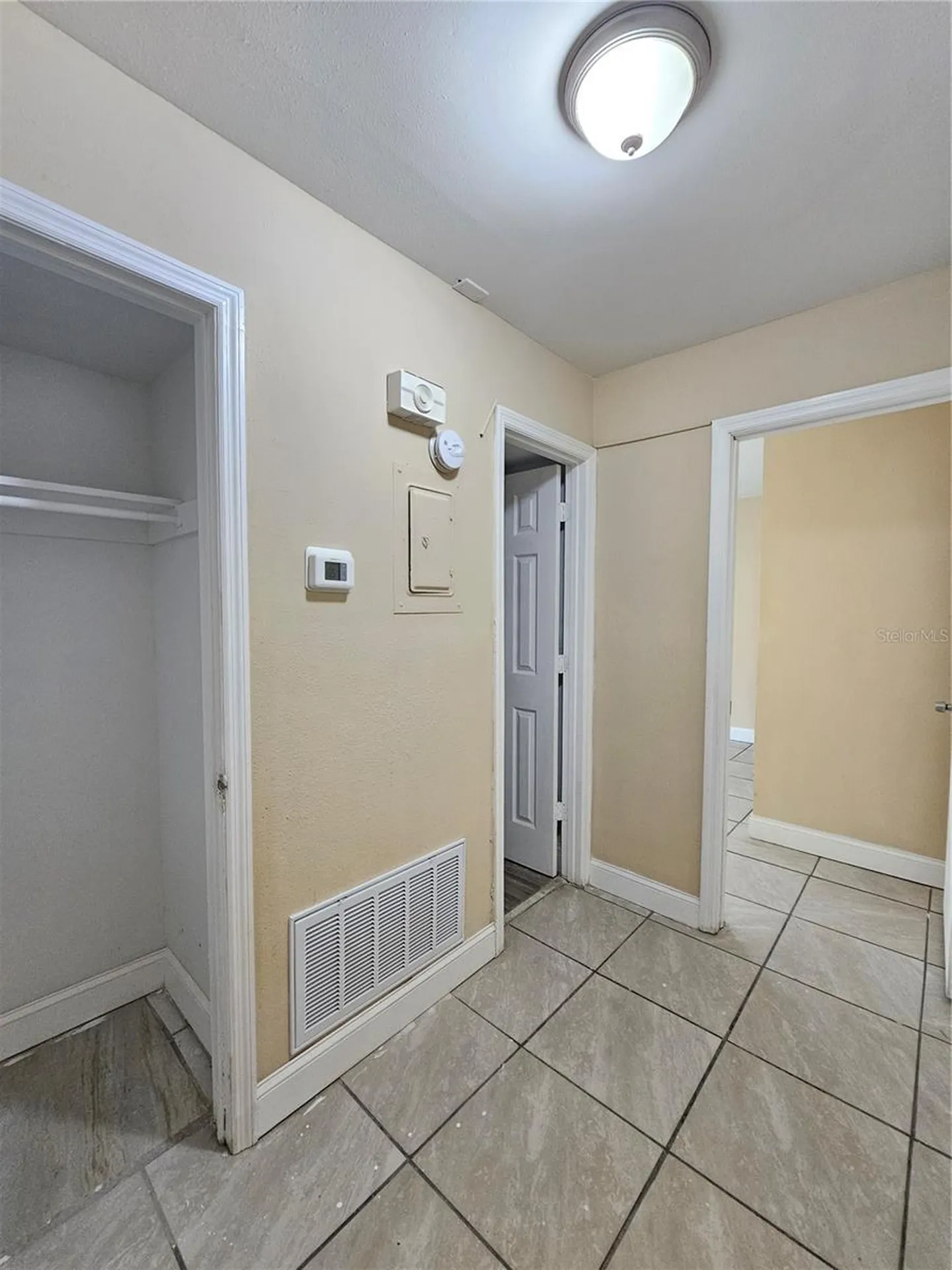 7601 Paula Drive Tampa FL 33615