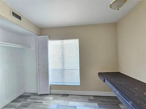 7601 Paula Drive Tampa FL 33615