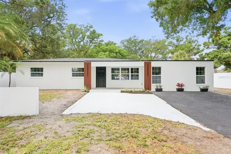 4909 S Zion Street Tampa FL 33611