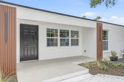4909 S Zion Street Tampa FL 33611