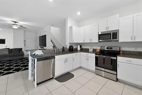 32021 Powderpuff Mimosa Drive San Antonio FL 33576