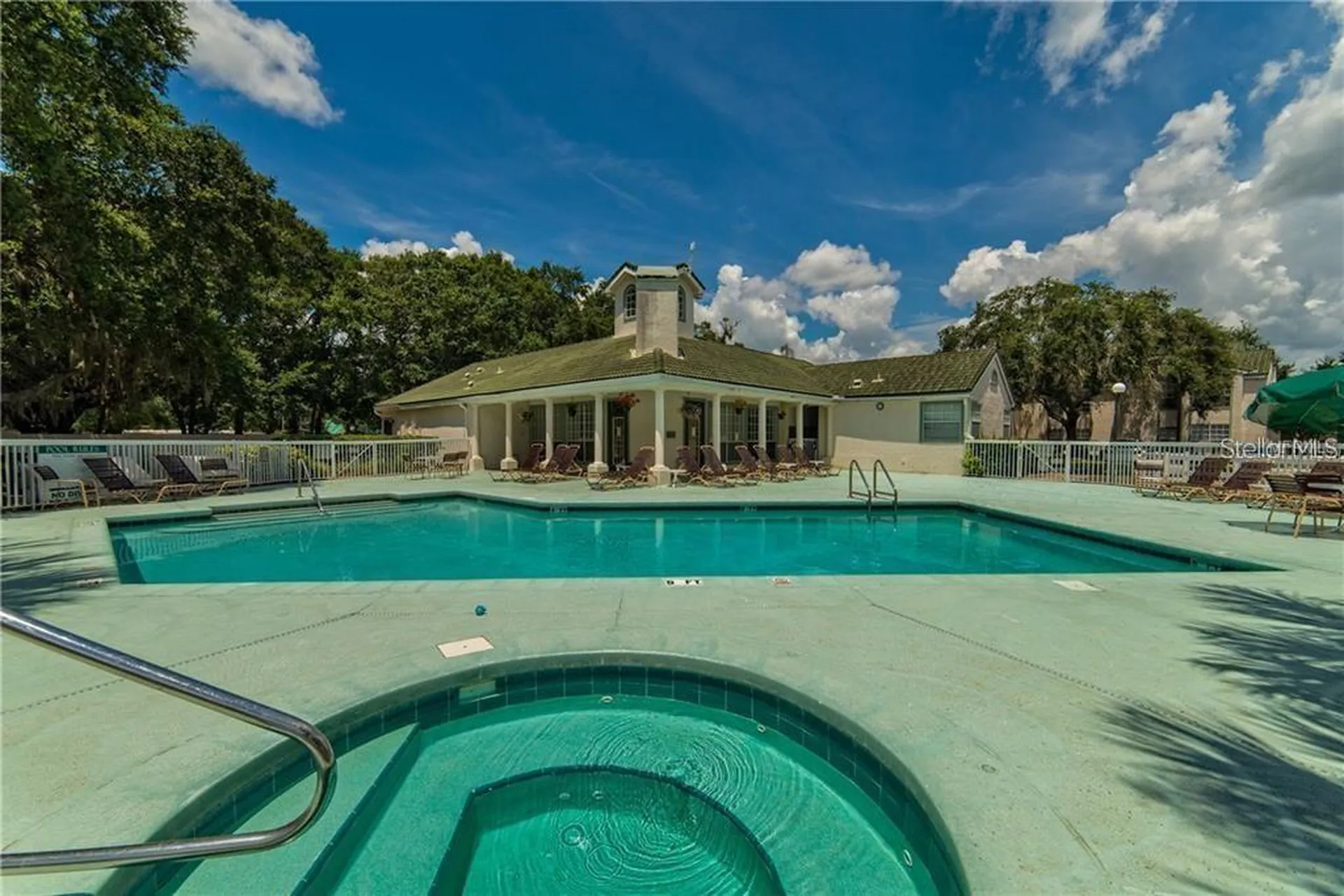 1604 Columbia Arms Circle Kissimmee FL 34741
