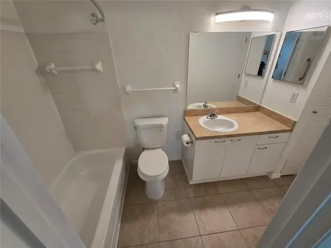 1604 Columbia Arms Circle Kissimmee FL 34741