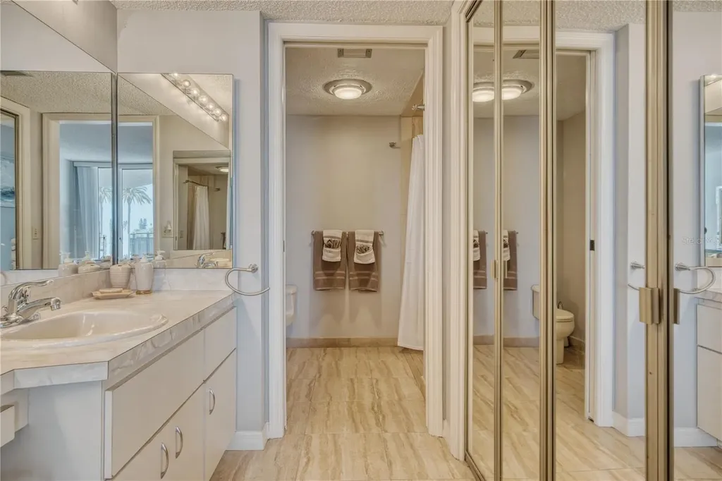 690 Island Way Clearwater Beach FL 33767
