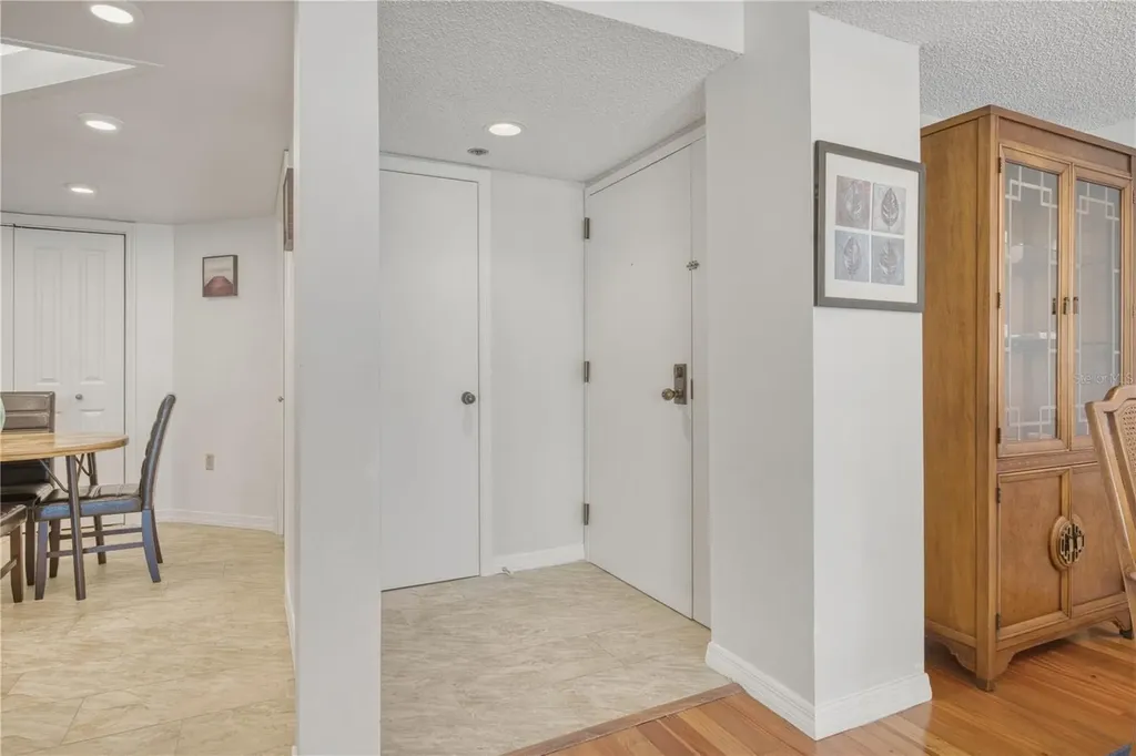 690 Island Way Clearwater Beach FL 33767