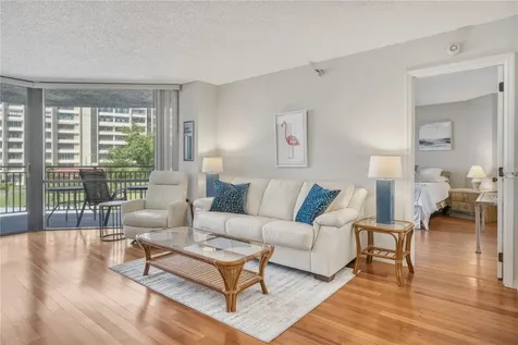 690 Island Way Clearwater Beach FL 33767