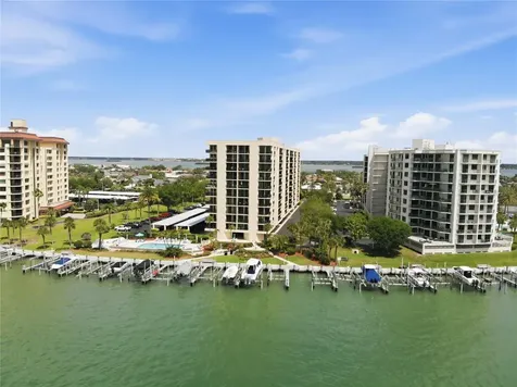 690 Island Way Clearwater Beach FL 33767