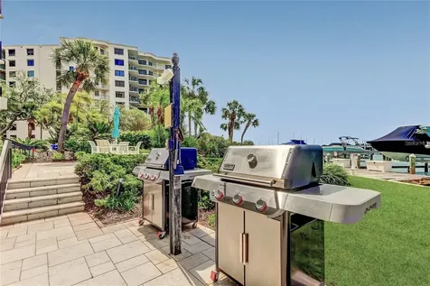 690 Island Way Clearwater Beach FL 33767
