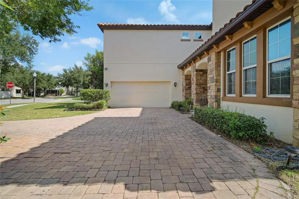 6152 Golden Dewdrop Trail Windermere FL 34786