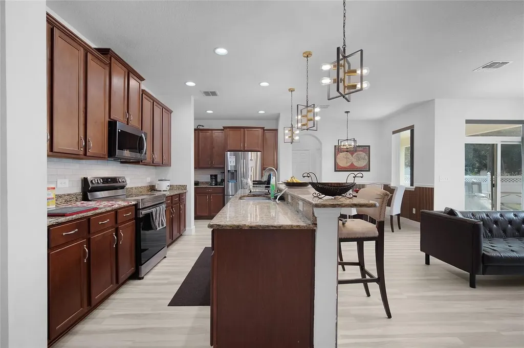 6152 Golden Dewdrop Trail Windermere FL 34786