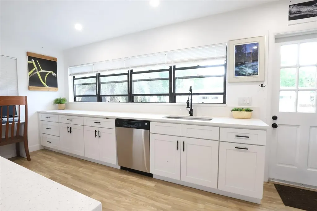 1002 NE 19th Place Gainesville FL 32609