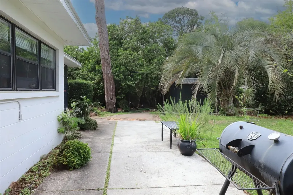 1002 NE 19th Place Gainesville FL 32609