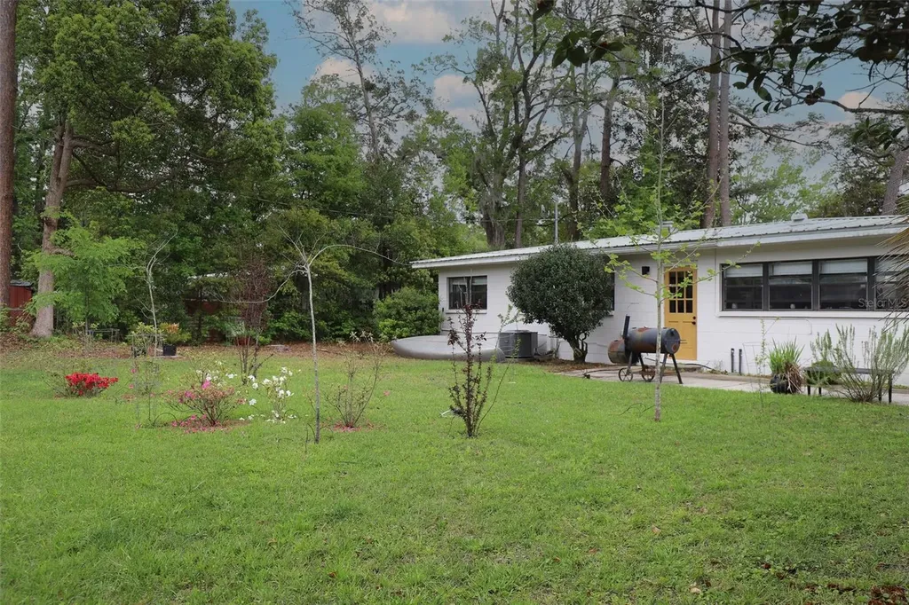 1002 NE 19th Place Gainesville FL 32609