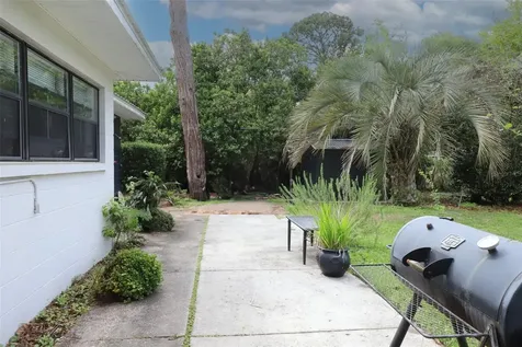 1002 NE 19th Place Gainesville FL 32609