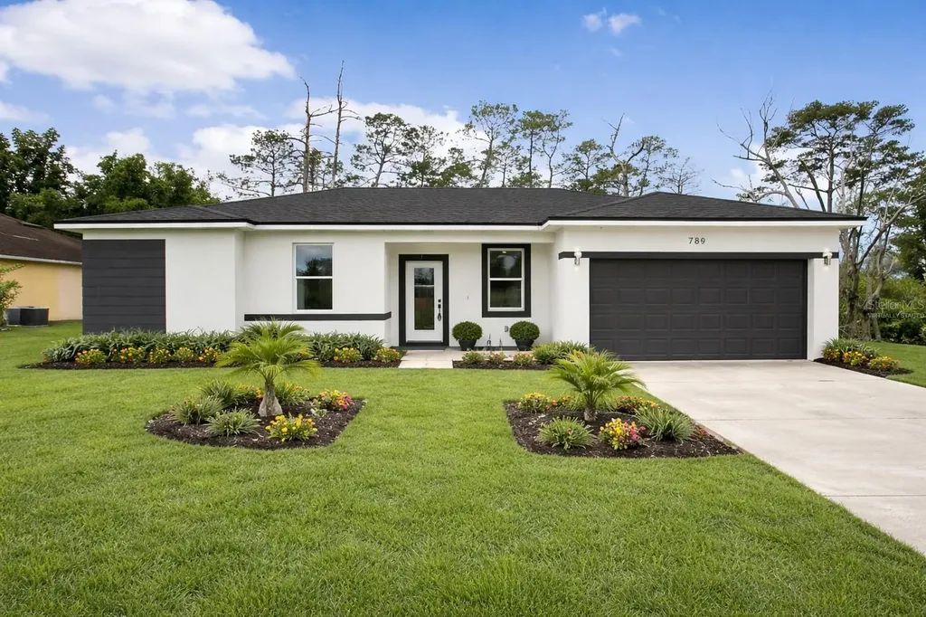 789 N Midland Drive Deltona FL 32725