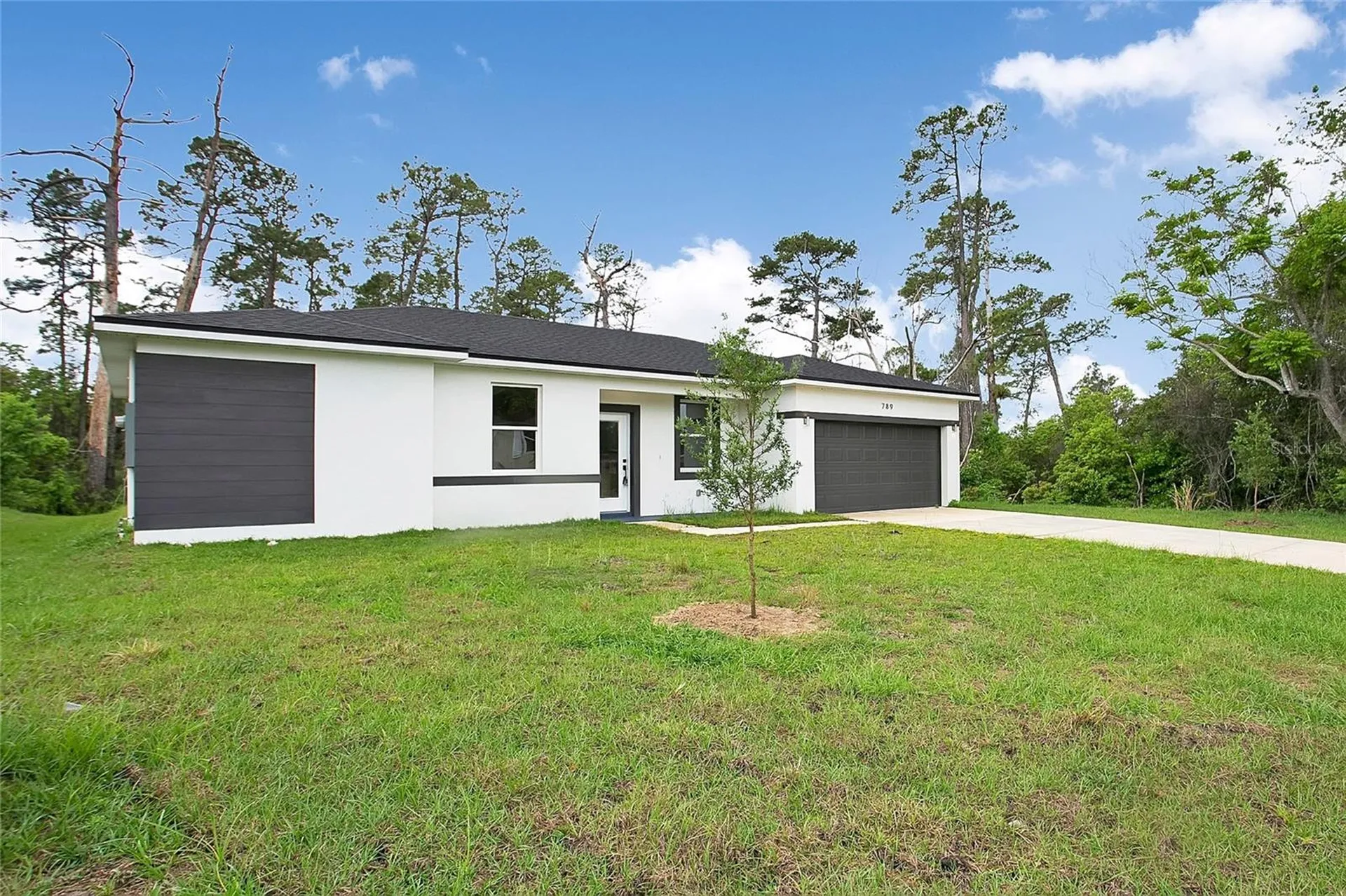 789 N Midland Drive Deltona FL 32725