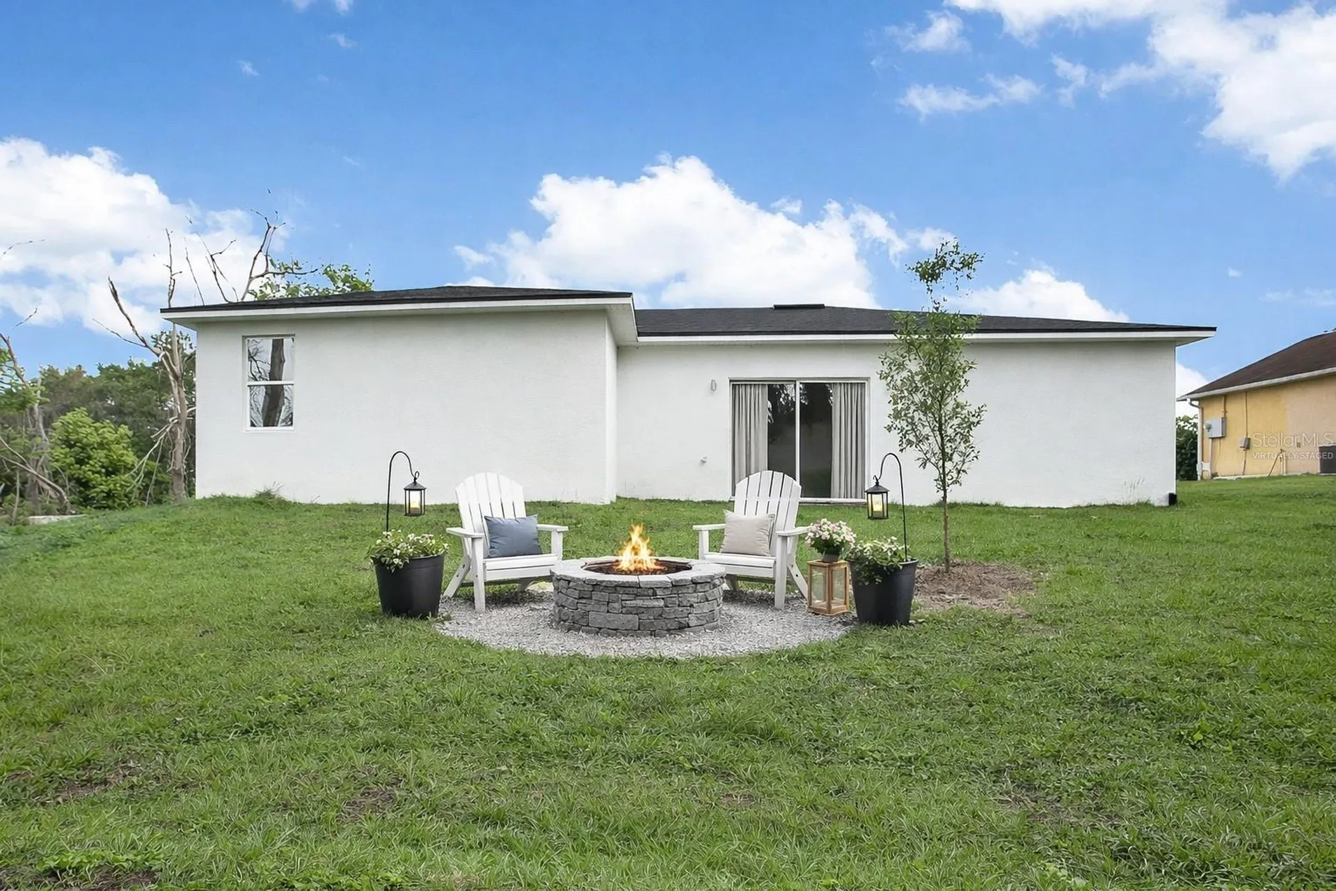 789 N Midland Drive Deltona FL 32725