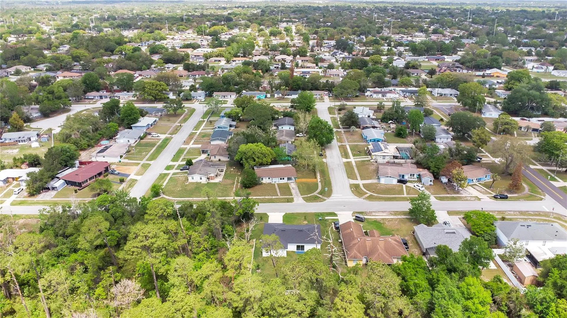 789 N Midland Drive Deltona FL 32725