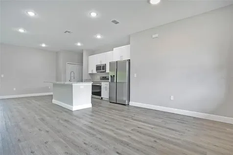 789 N Midland Drive Deltona FL 32725