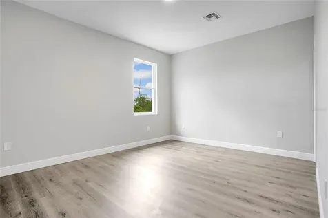 789 N Midland Drive Deltona FL 32725